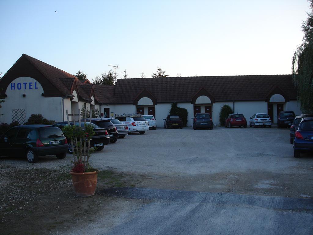 Hotel De Cormeray Шеверни Екстериор снимка